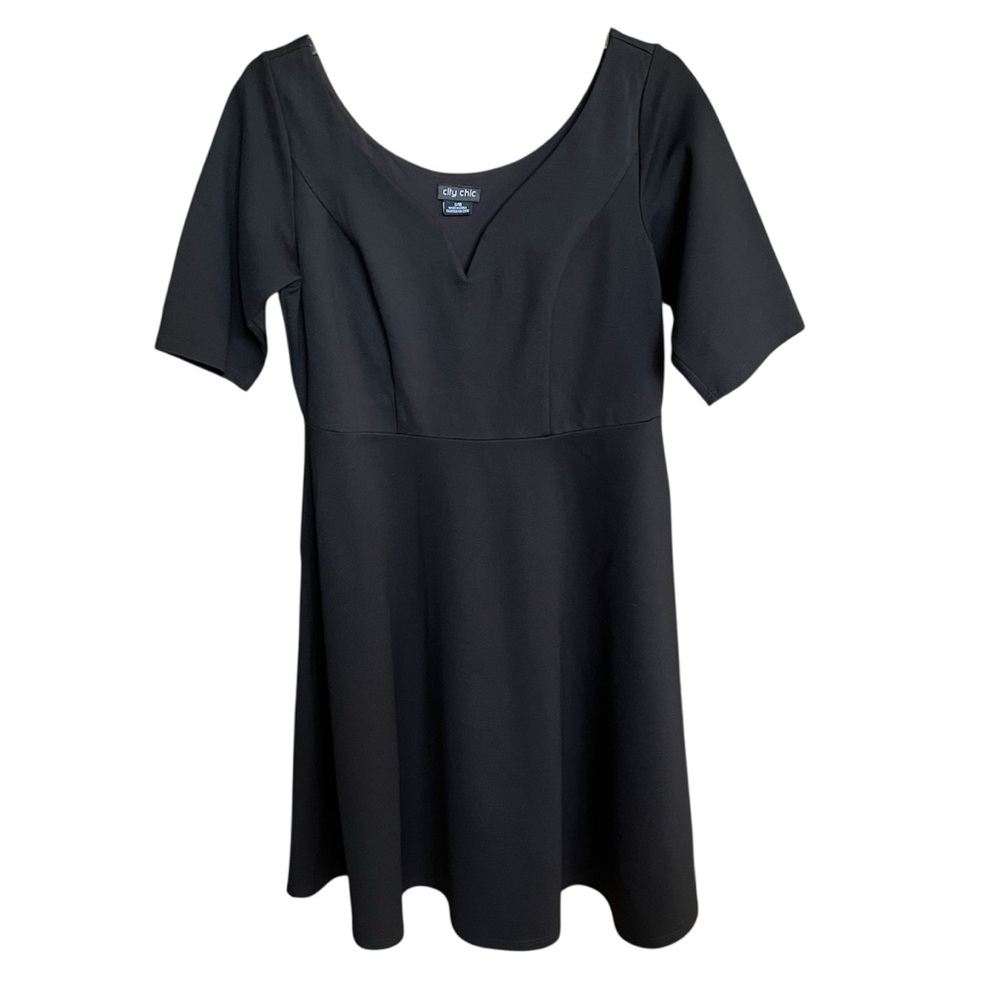 City Chic Fit and Flare Black Midi Dress Women’s Size 16 Pockets
